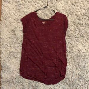 Gap burgundy t shirt